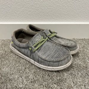 Boys Hey Dudes // light grey, size 3